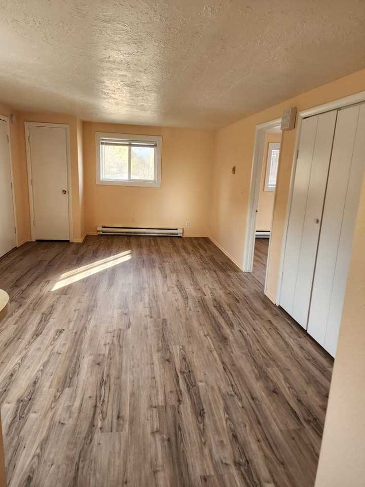354 Orchalara Ave - Photo 2 of 15