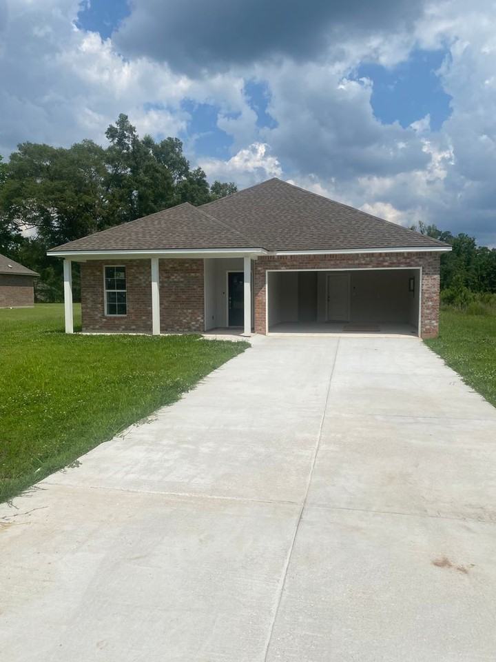17134 Cherokee Trce - Photo 2 of 22