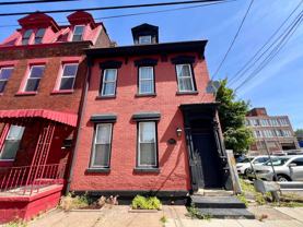 1815 Locust Street (Full Service) - Photo 1 of 1