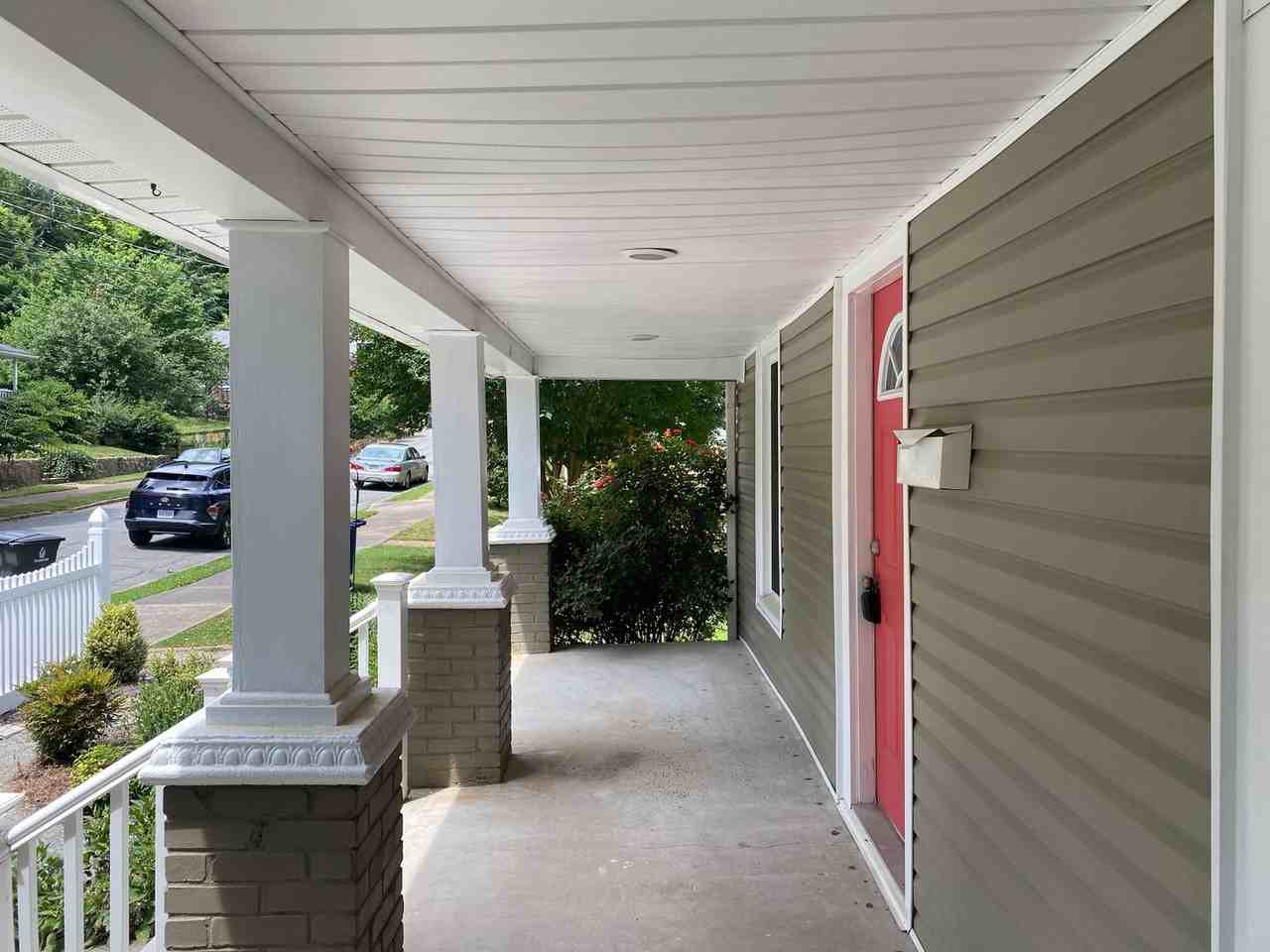 203 Shawnee St - Photo 3 of 28