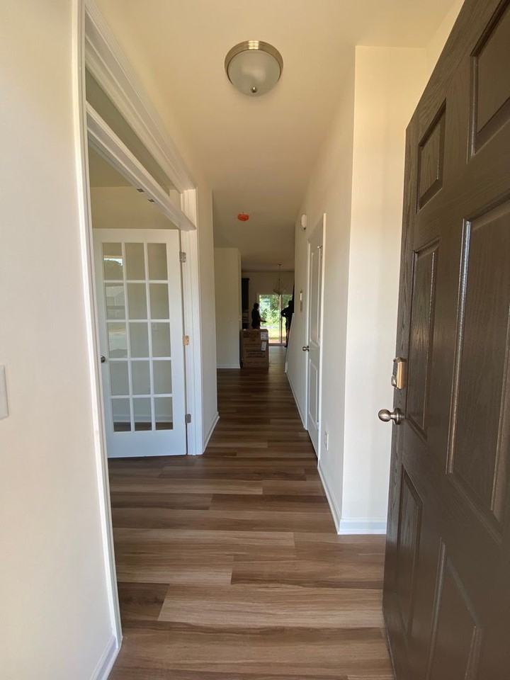 107 Tiller Way - Photo 2 of 18