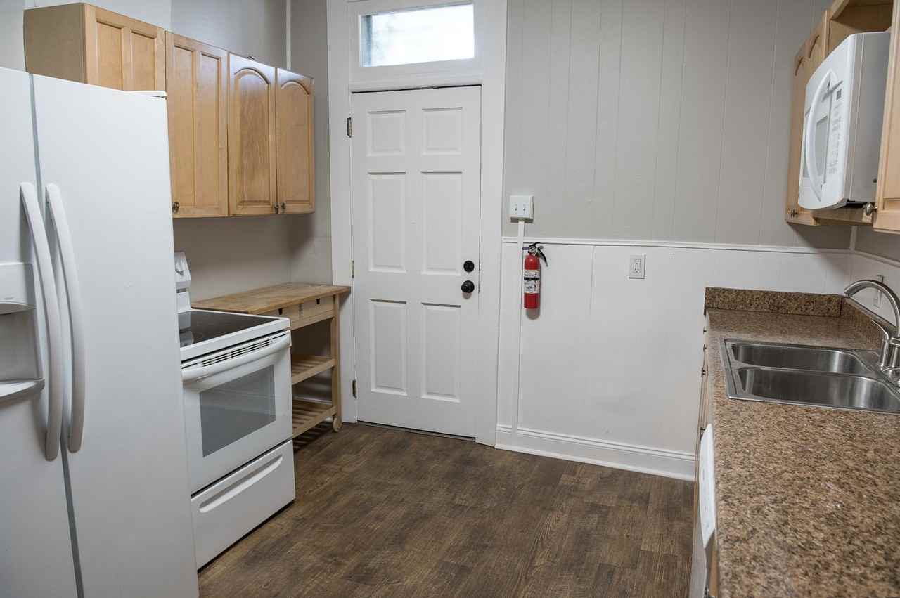 307 Muench St - Photo 3 of 36