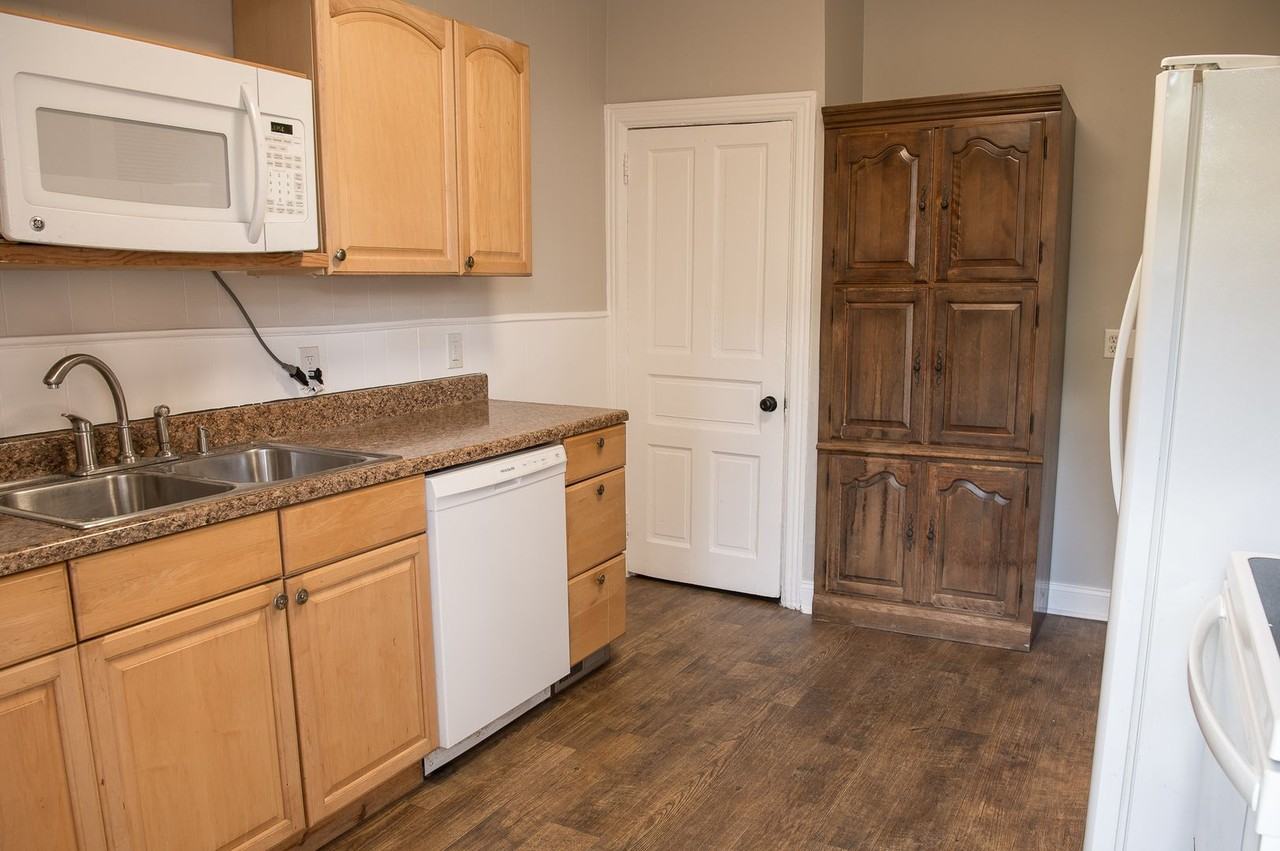 307 Muench St - Photo 4 of 36