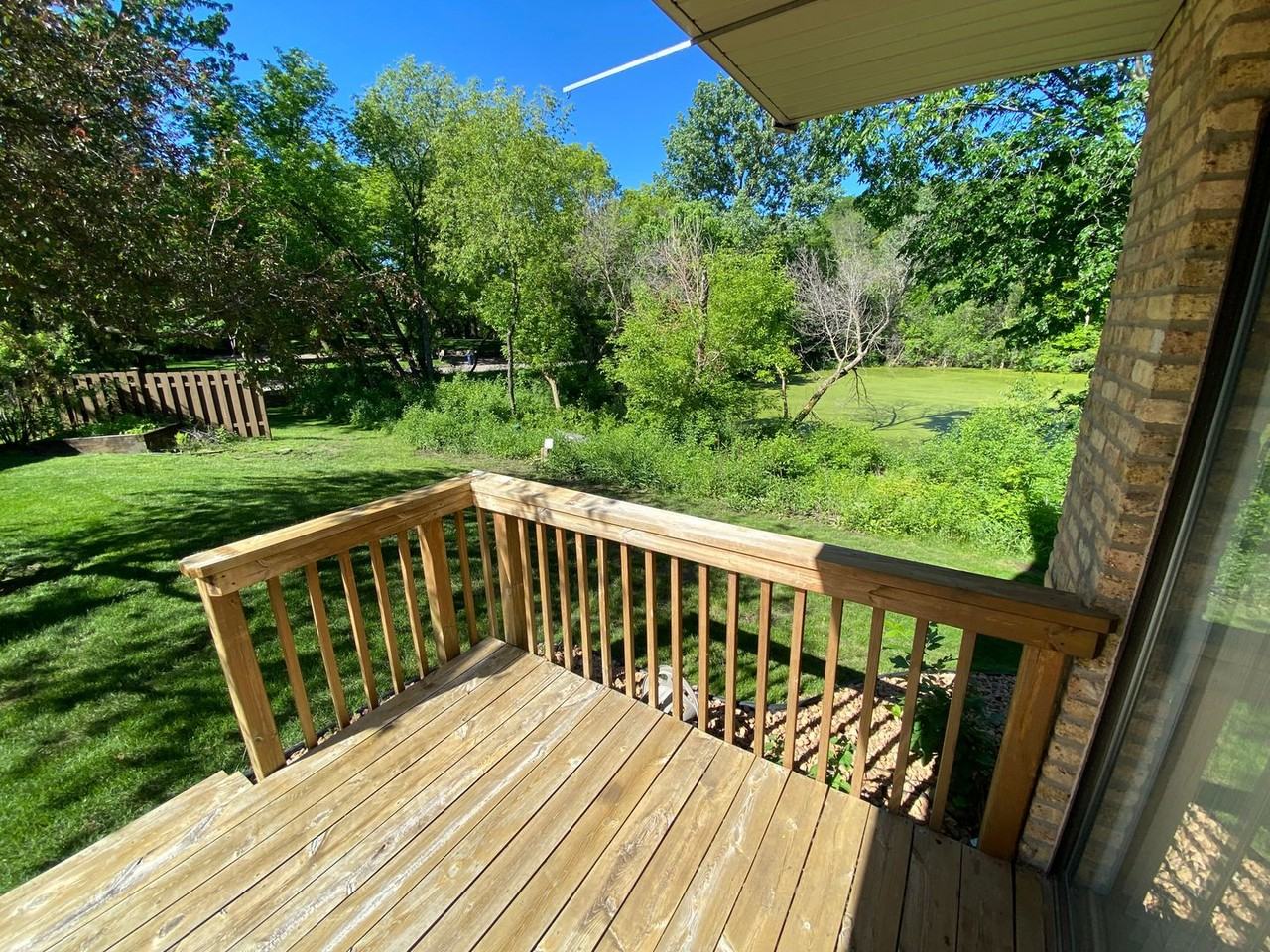 2252 Wildwood Cir - Photo 2 of 20