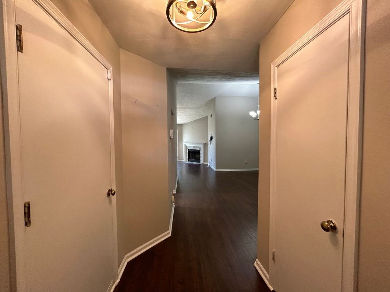 913 Bernstein Ct - Photo 6 of 25