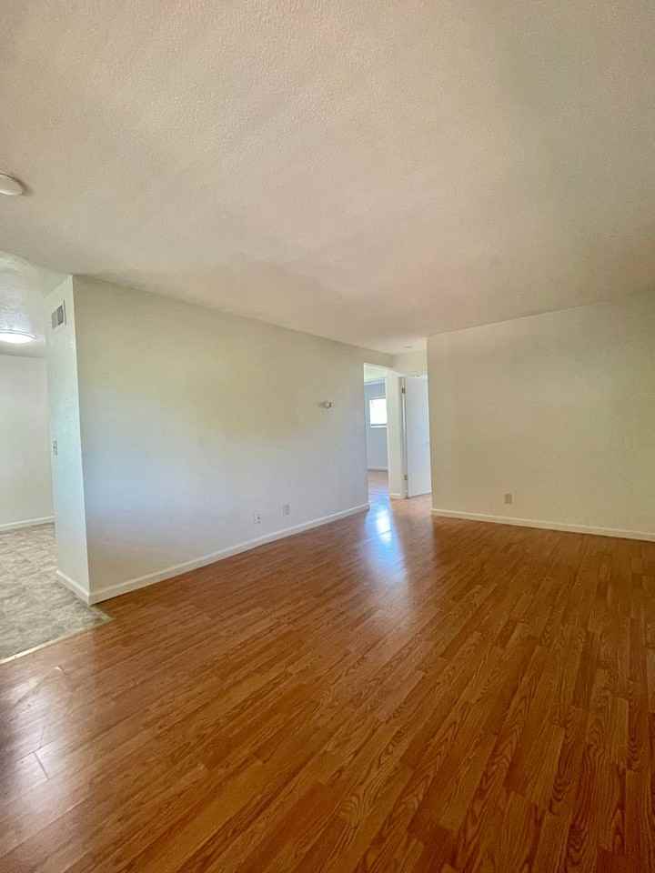 60-1903 - Photo 3 of 7