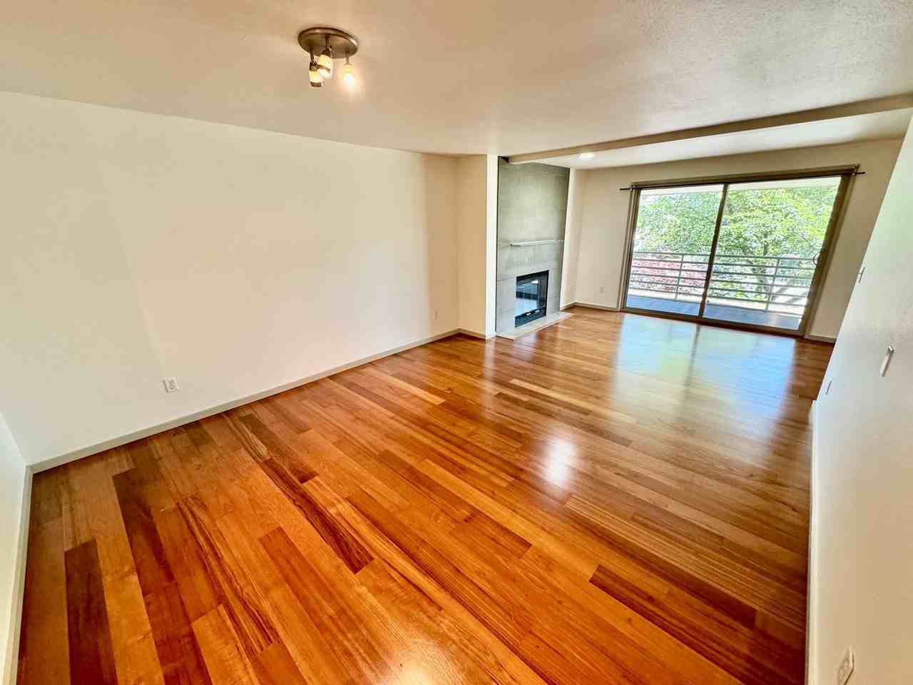 2145 Dexter Ave N #103 - Photo 6 of 20