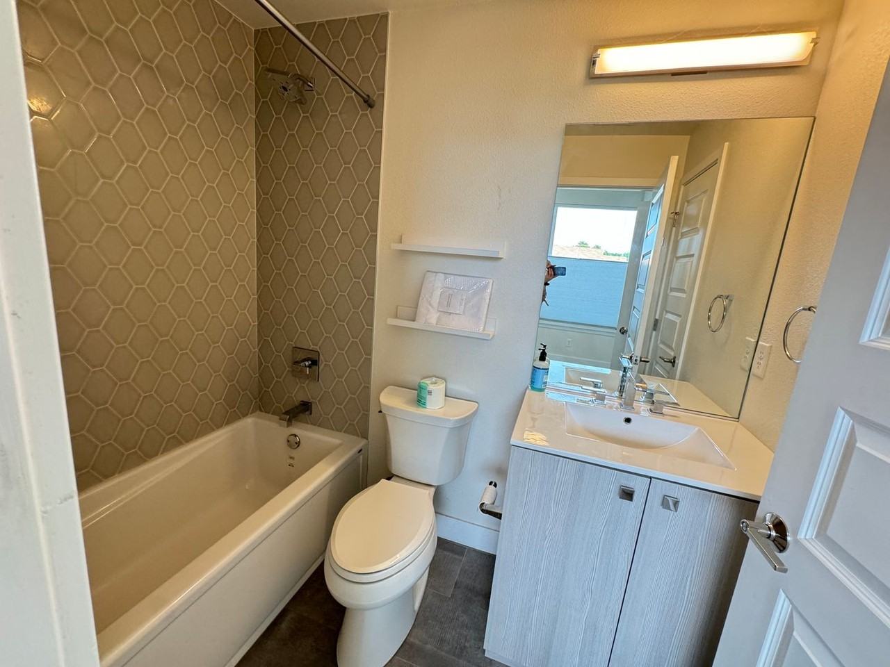 3050 Wilson Ct #6 - Photo 5 of 18