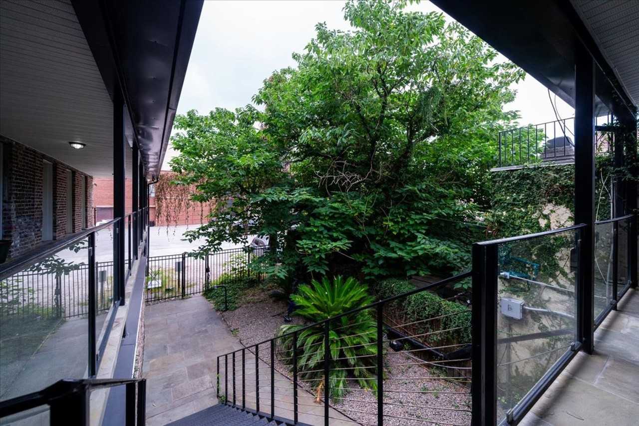 348 King St - Photo 6 of 24