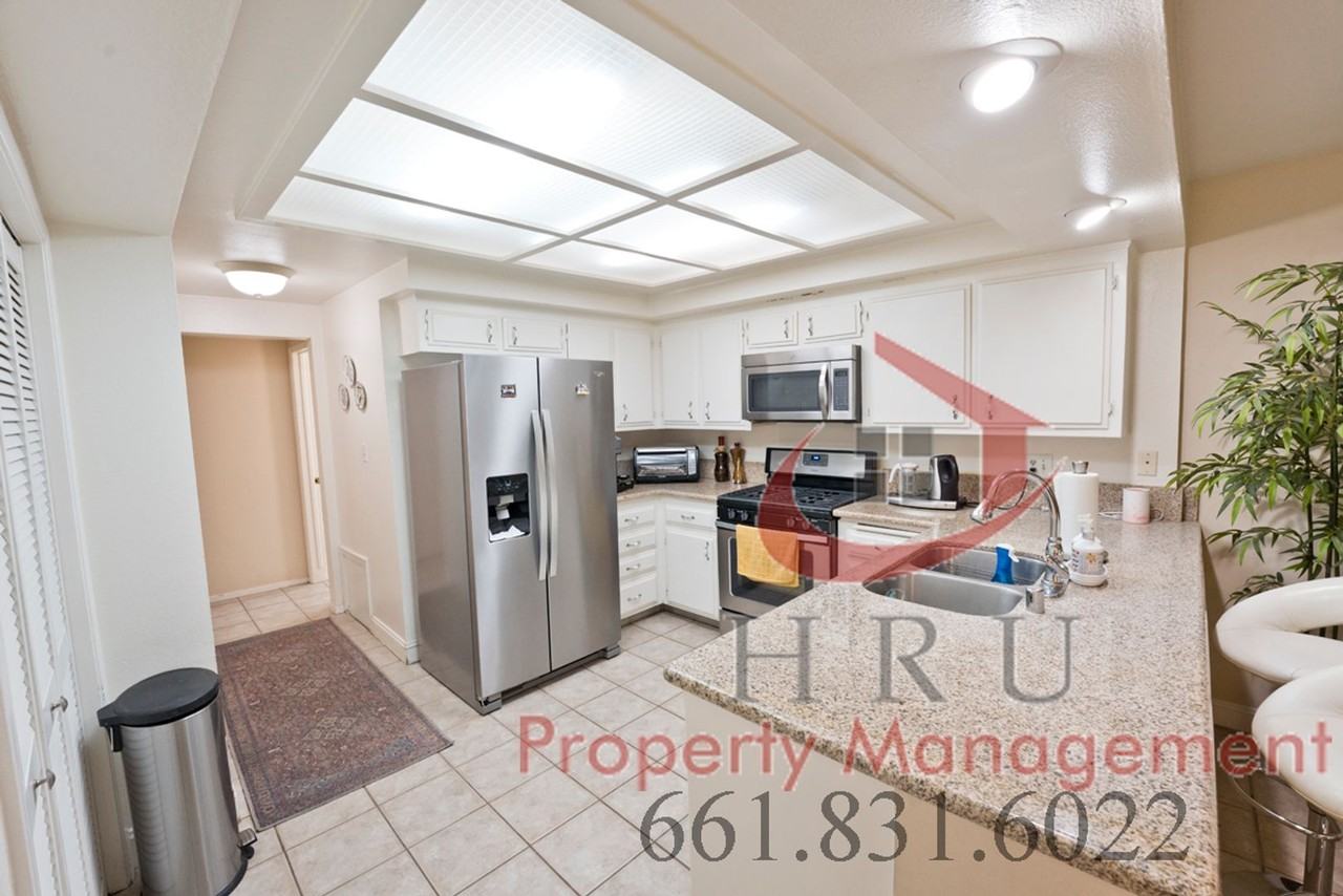 4190 Pinewood Lake Dr - Photo 7 of 27