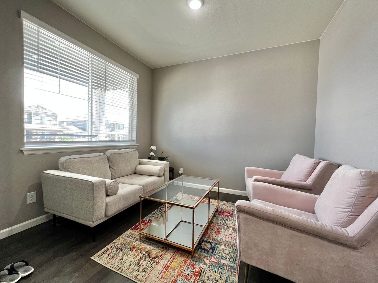 4544 Kingswood Dr - Photo 3 of 32