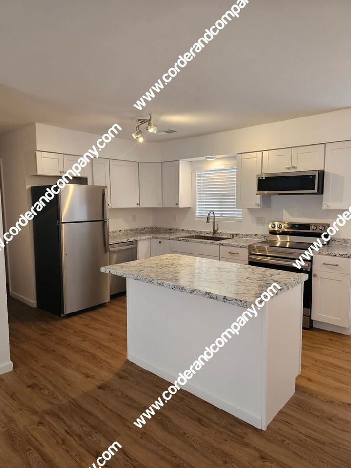 120 17th St Se - Photo 2 of 19