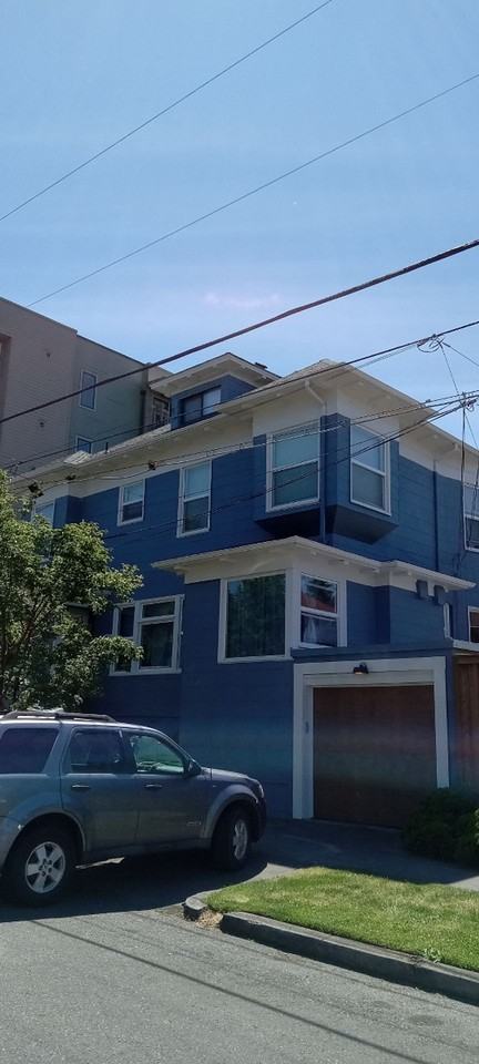 1916 NE Everett - Photo 5 of 5