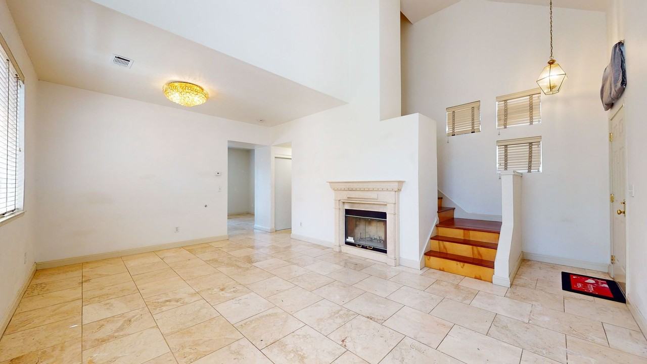 901 Market St - Photo 3 of 23