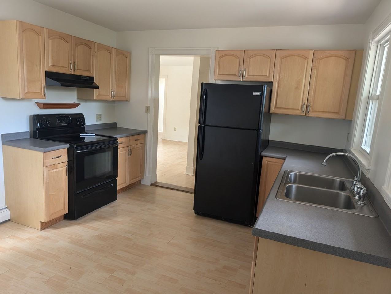 76 Walton Street - Photo 2 of 13