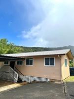 featured image of 2530 Kalihi St