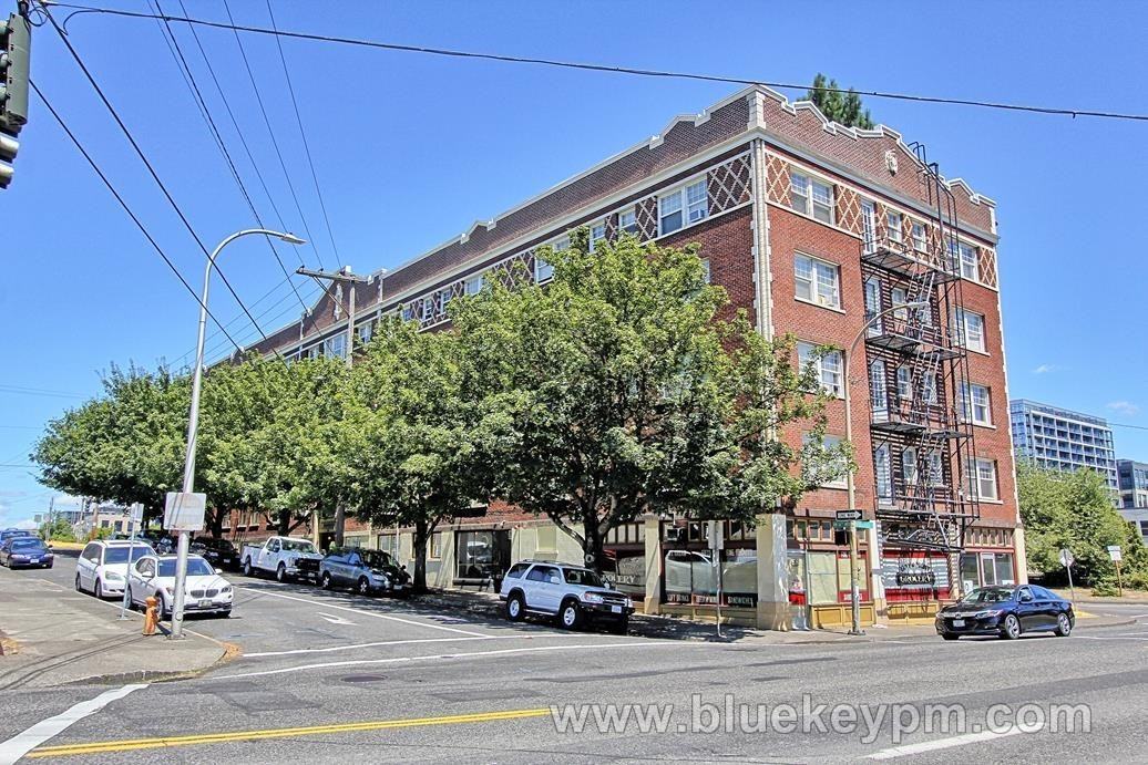 20 Nw 16th Ave #201 - Photo 2 of 10