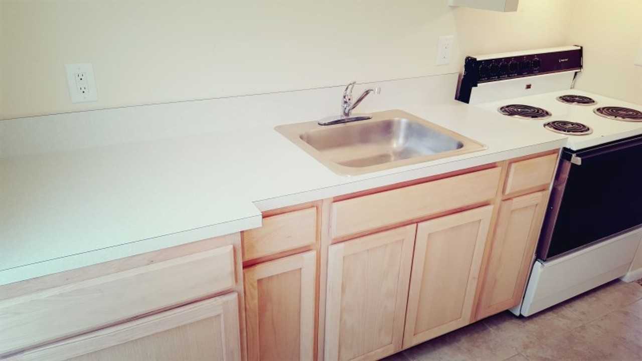 111 S Newport Ave - Photo 4 of 13