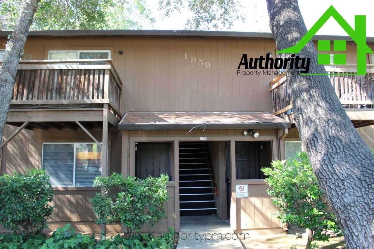 1859 Conifer Way - Photo 2 of 18