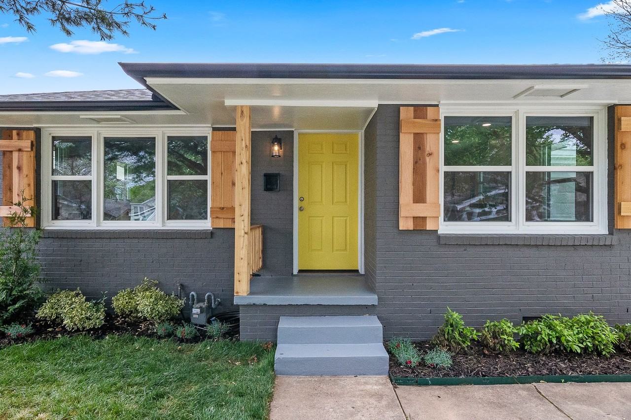 2020 E 12th Pl - Photo 2 of 19