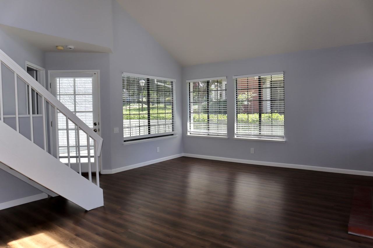 2852 Buena Crest Ct - Photo 3 of 27