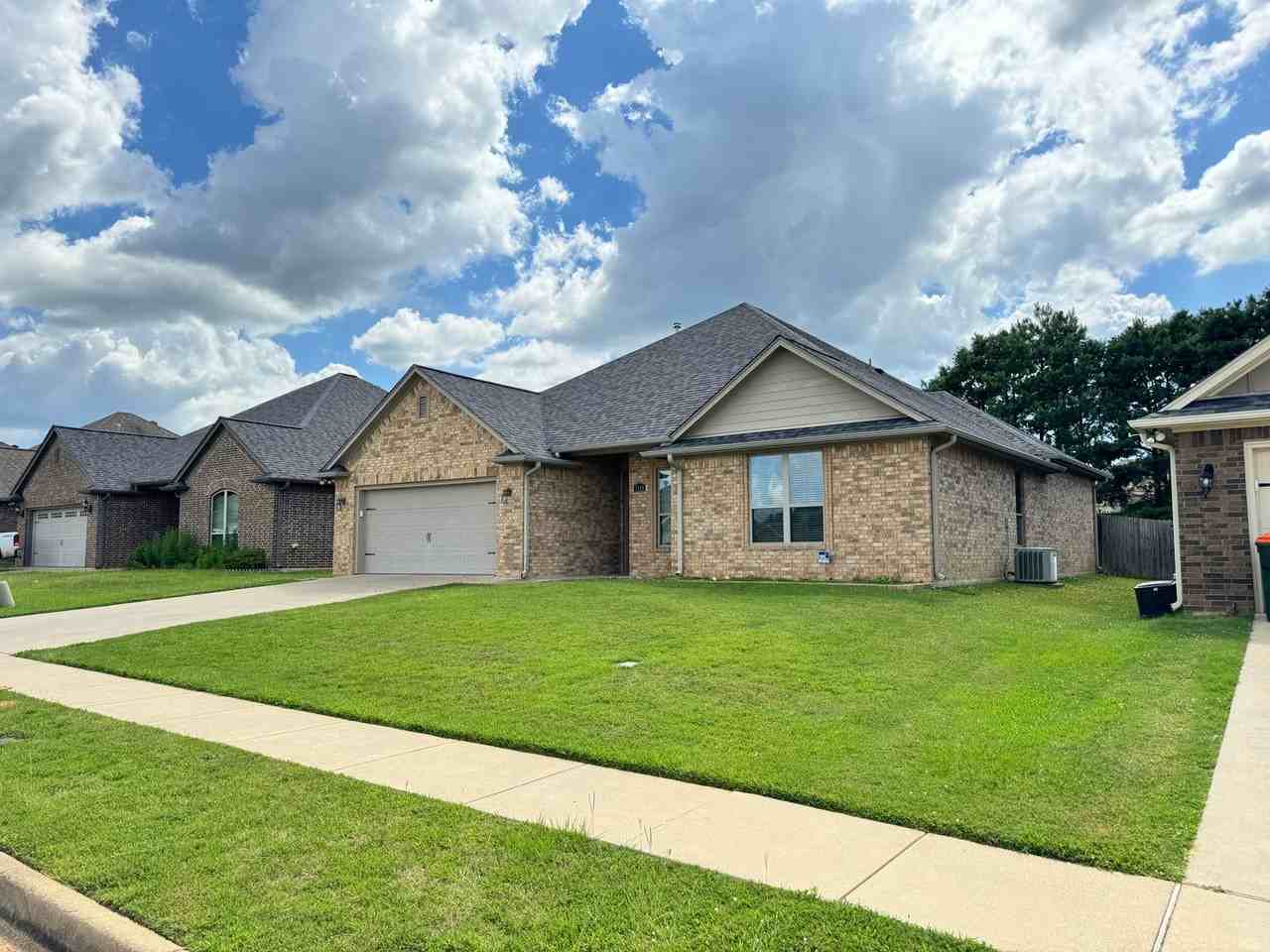 7345 Flat Rock Ln - Photo 2 of 31