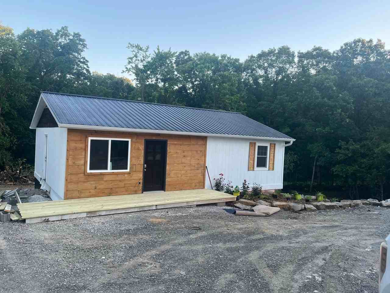 11781 N Old Highway 63 - Photo 3 of 36