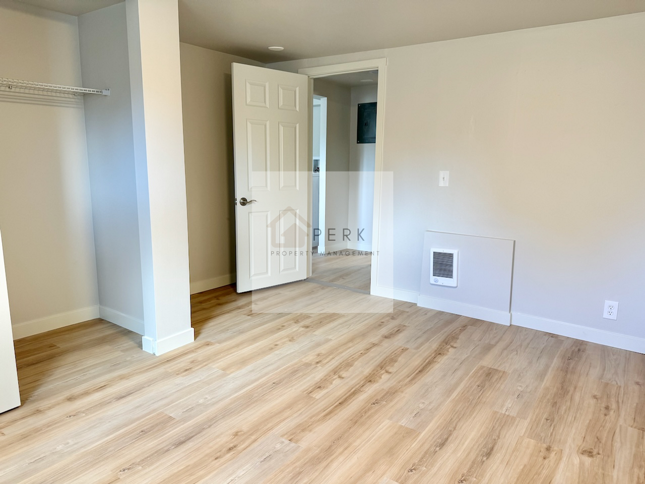 300 Garden Ave N - Photo 2 of 9