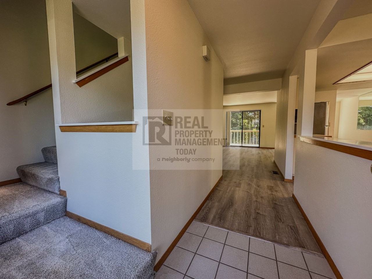 1313 Contra Costa Ave - Photo 2 of 17