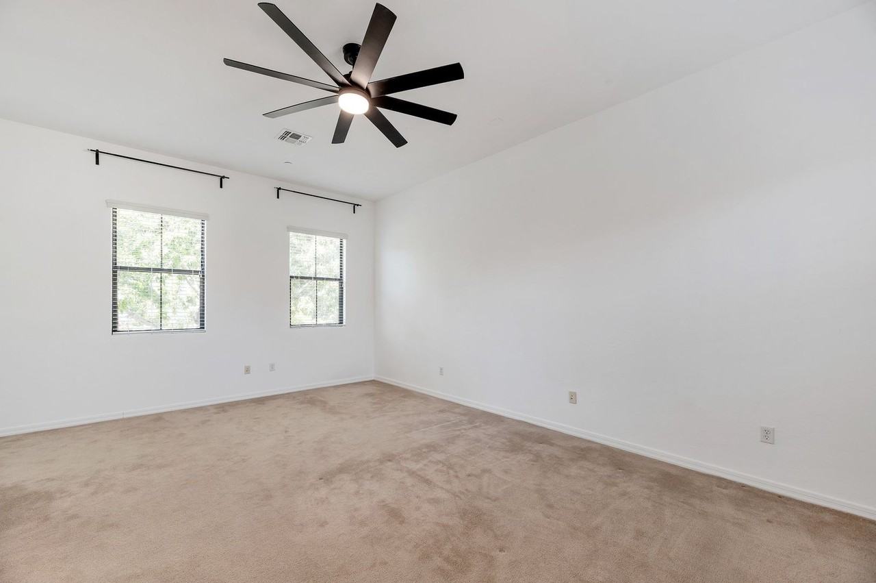 10055 N 142nd St #1330 - Photo 6 of 16