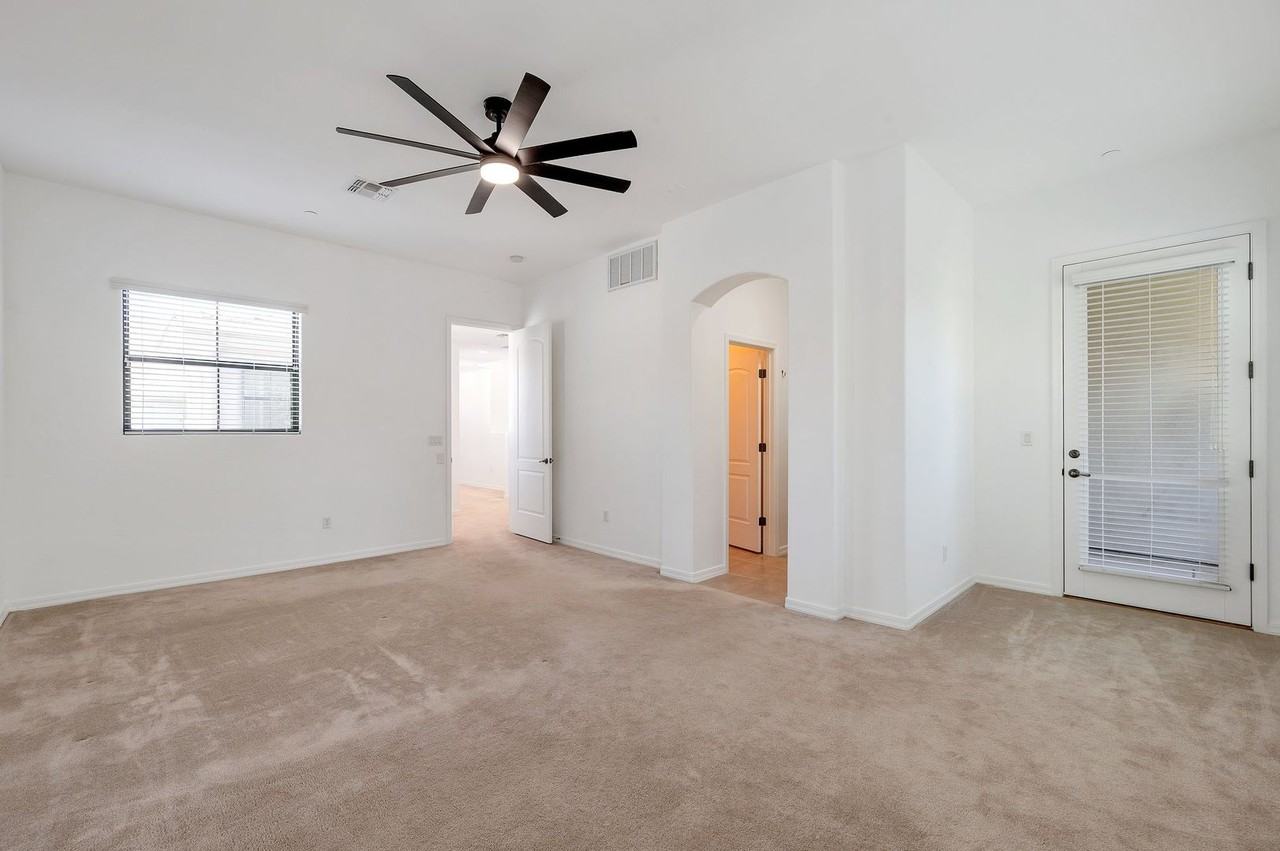 10055 N 142nd St #1330 - Photo 7 of 16