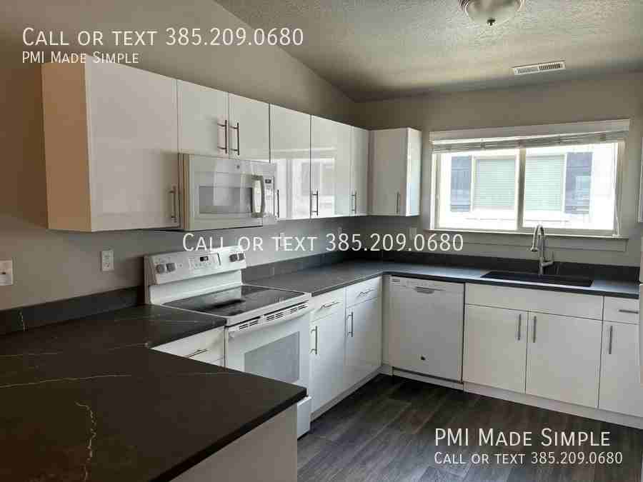 1700 Sandhill Rd #H403