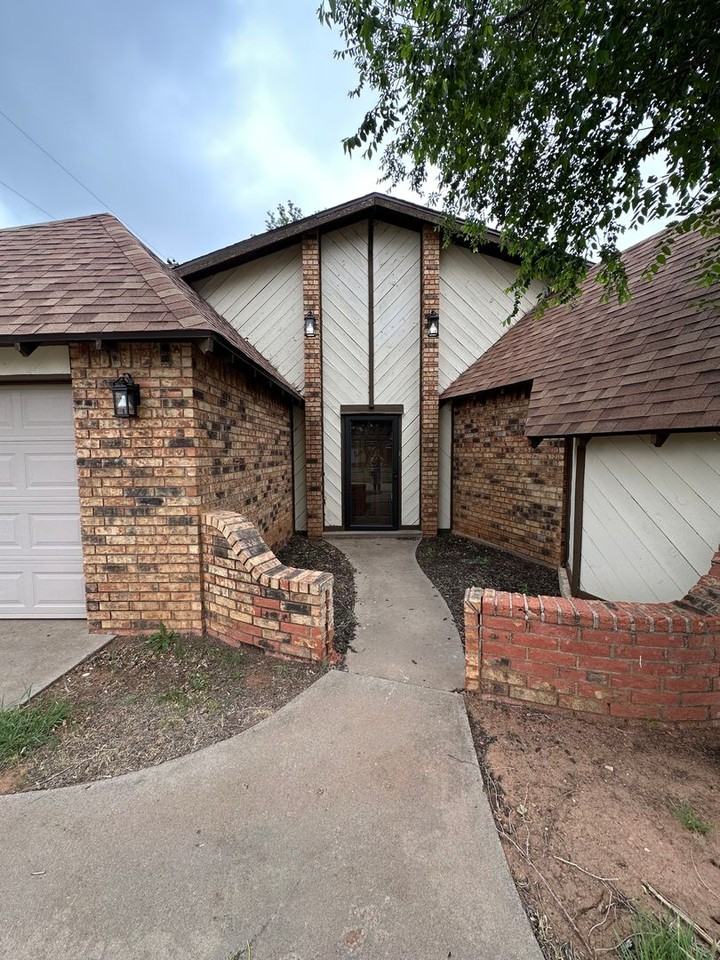 1021 W Yucca Ave - Photo 2 of 29