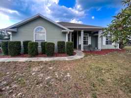featured image of 10064 Sw 93rd Pl