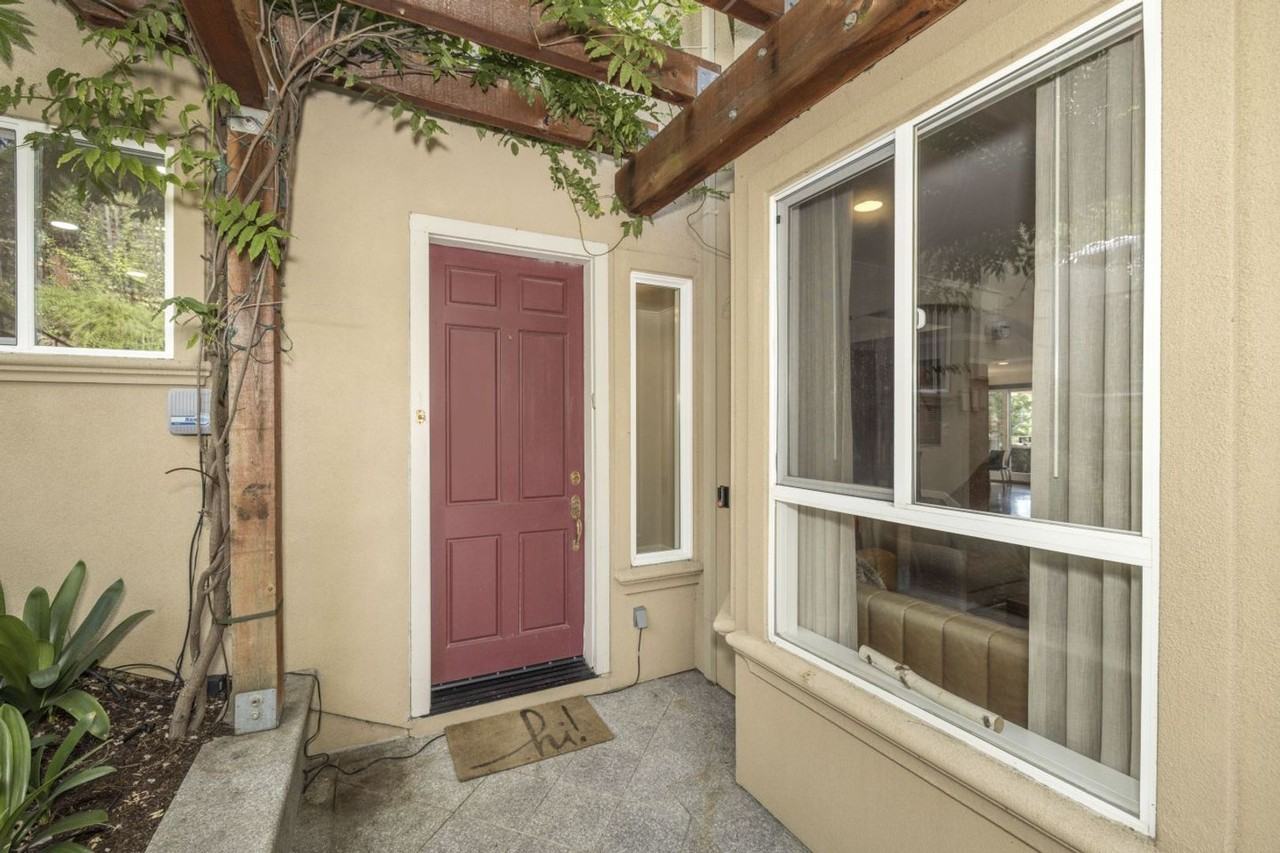 3361 Oak Knoll Dr - Photo 2 of 43