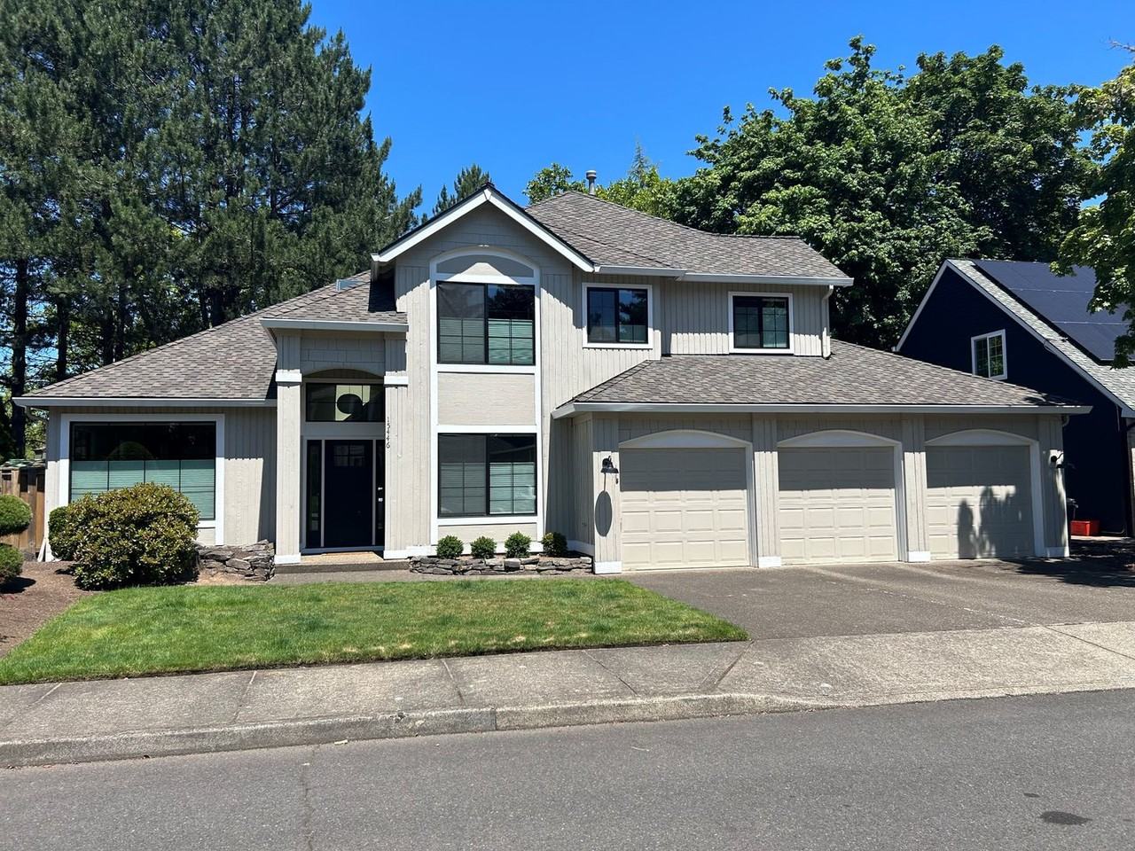 15446 Partridge Dr - Photo 2 of 16