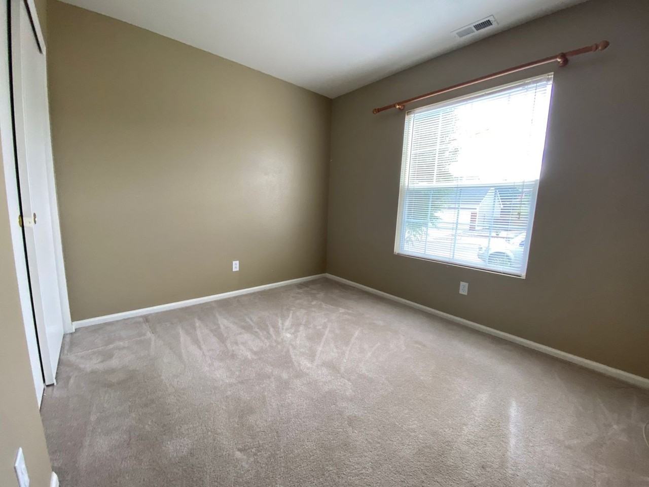 6374 Cache Dr - Photo 5 of 9