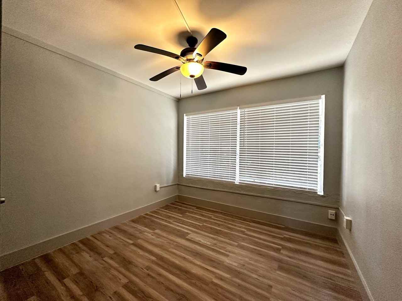 Perdido Manor - Photo 6 of 20