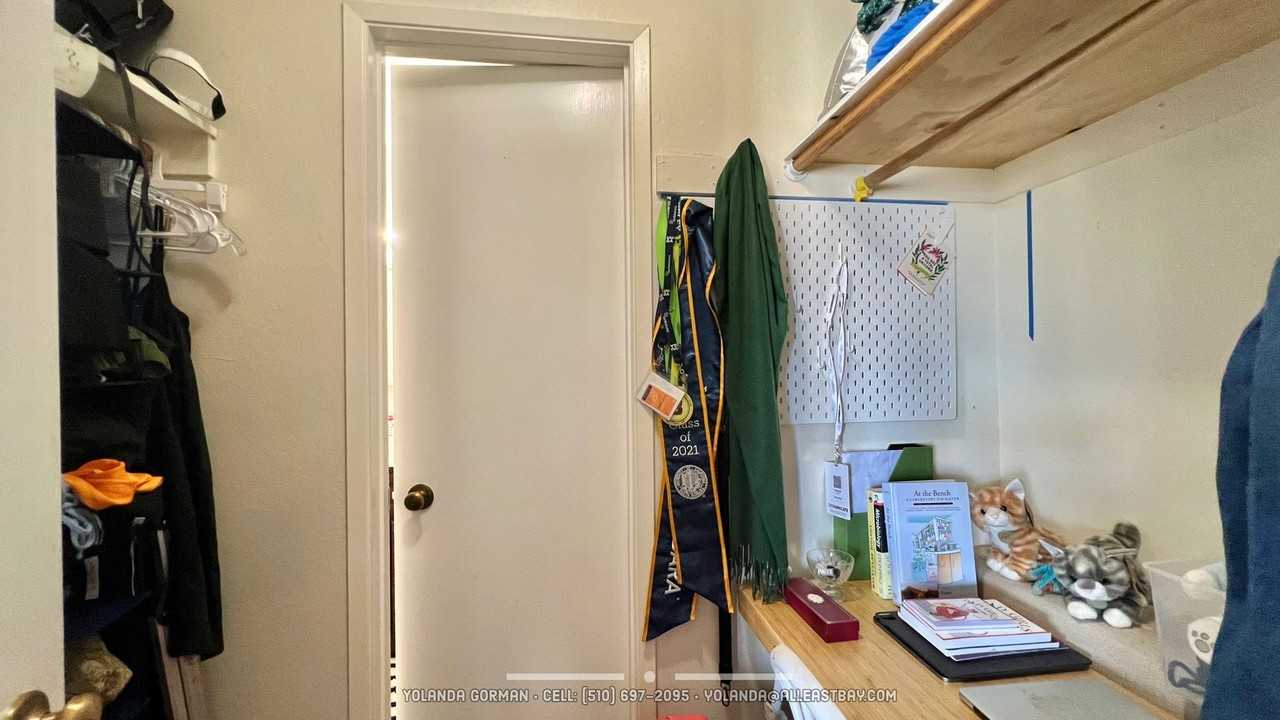 8 Admiral Dr #424 - Photo 7 of 28