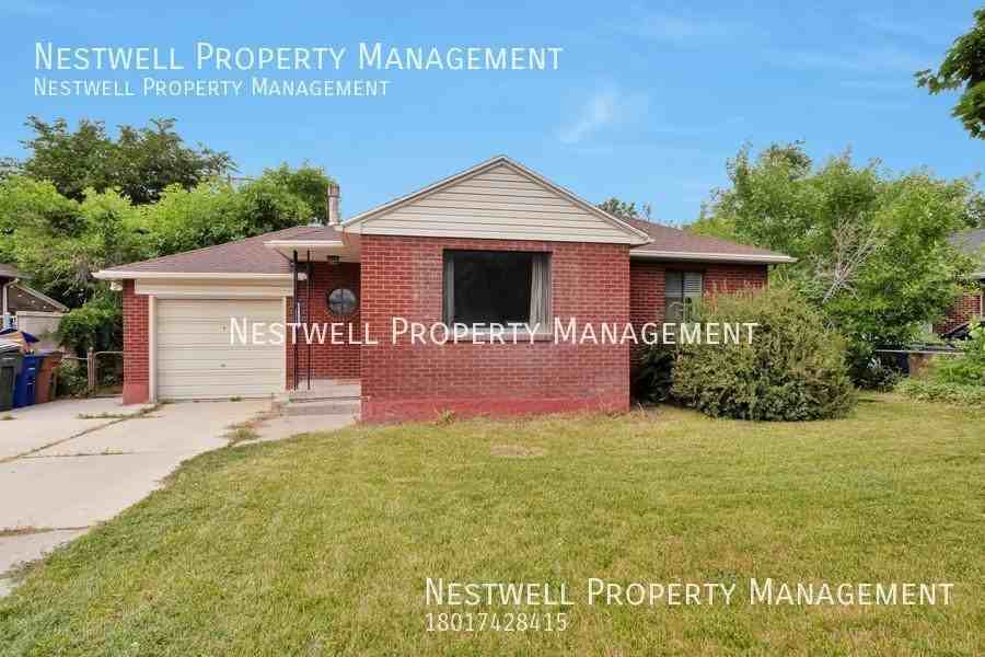 1142 W Talisman Dr - Photo 2 of 26