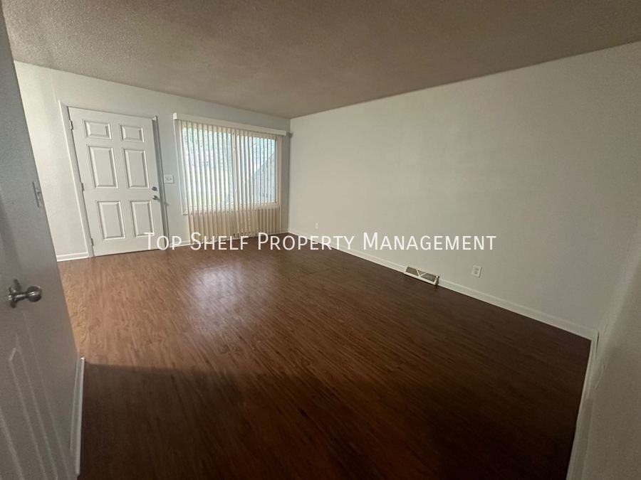 607 E Mckinley Ave - Photo 2 of 11