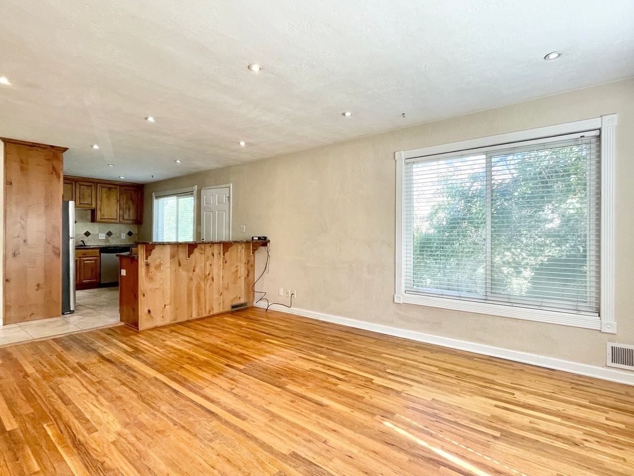 2830 S Connor St #NA - Photo 2 of 17