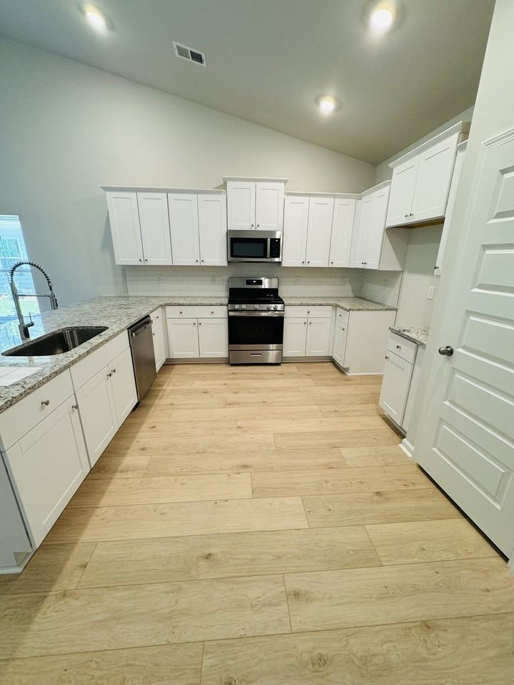 8807 Baton Rouge Ave Nw #NA - Photo 6 of 23