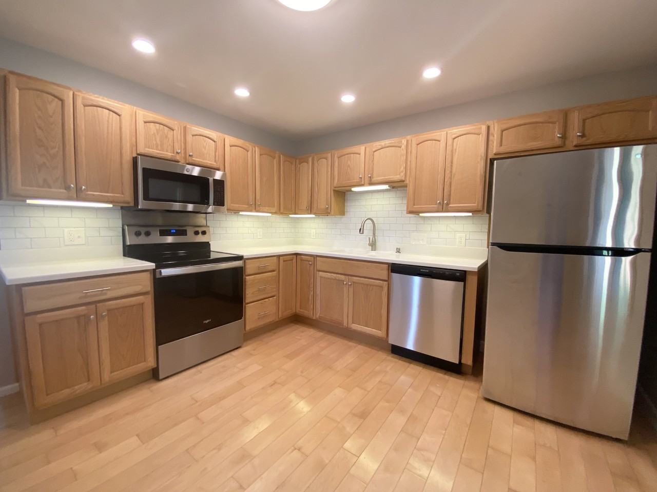 93 Oslo St #NA - Photo 2 of 15