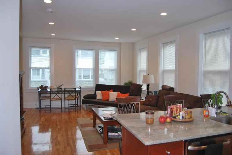 6 Larose Pl #1 - Photo 4 of 9