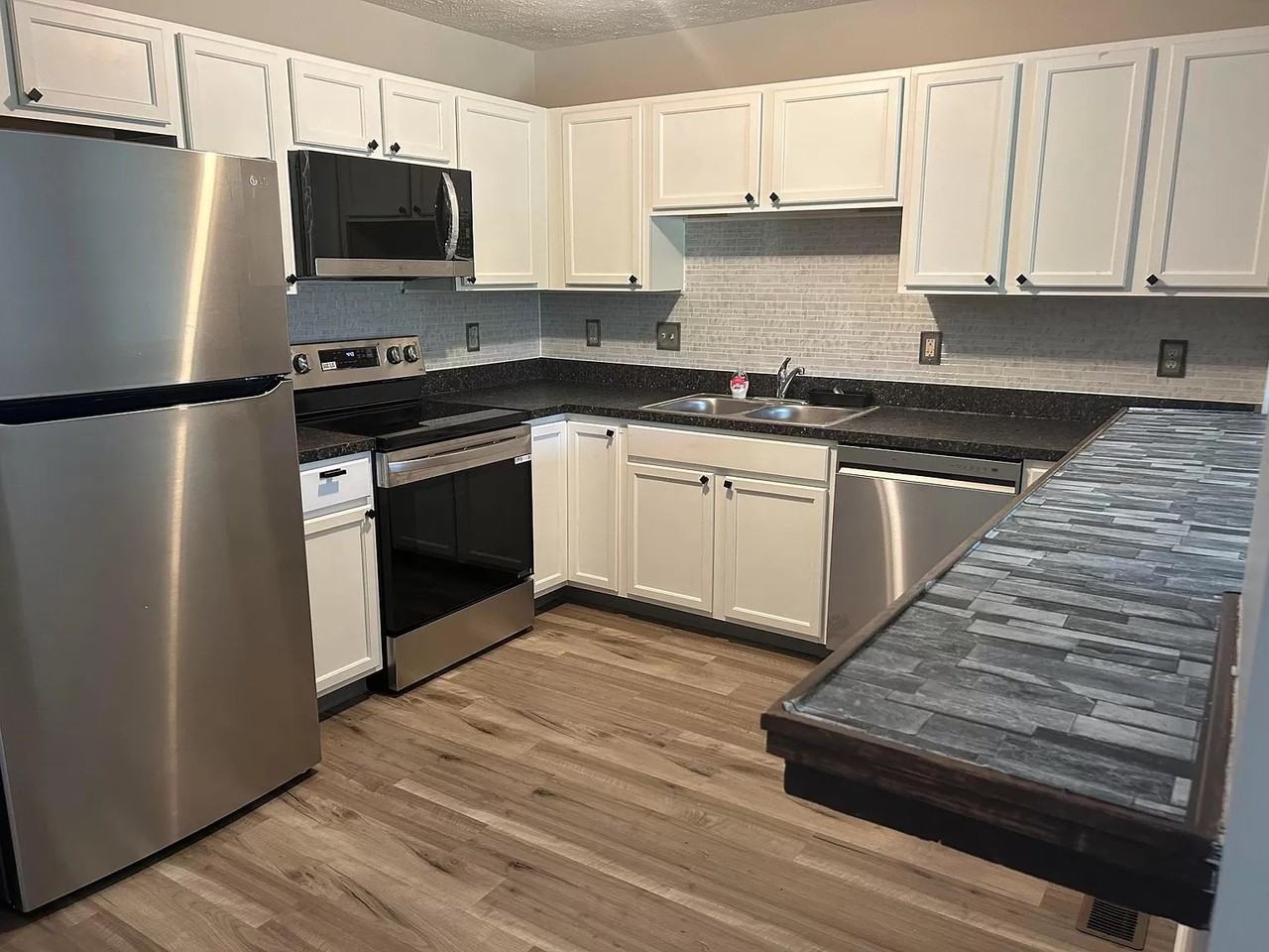 33442 Halle Ct #1 - Photo 2 of 16