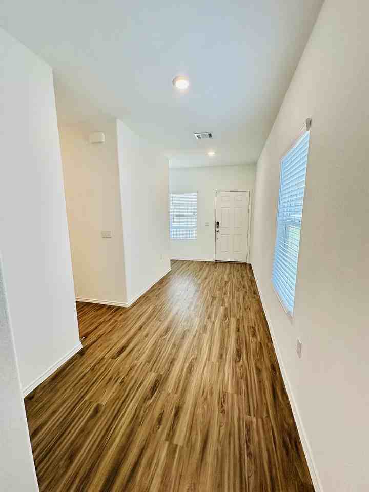 2400 Nightview Dr #NA - Photo 3 of 27
