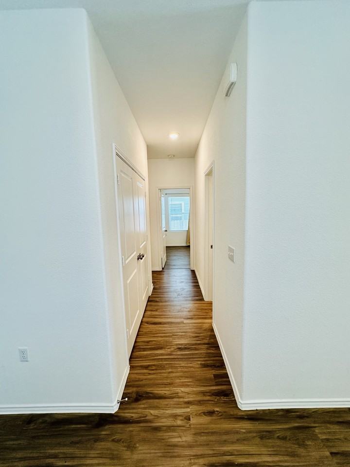 2400 Nightview Dr #NA - Photo 4 of 27