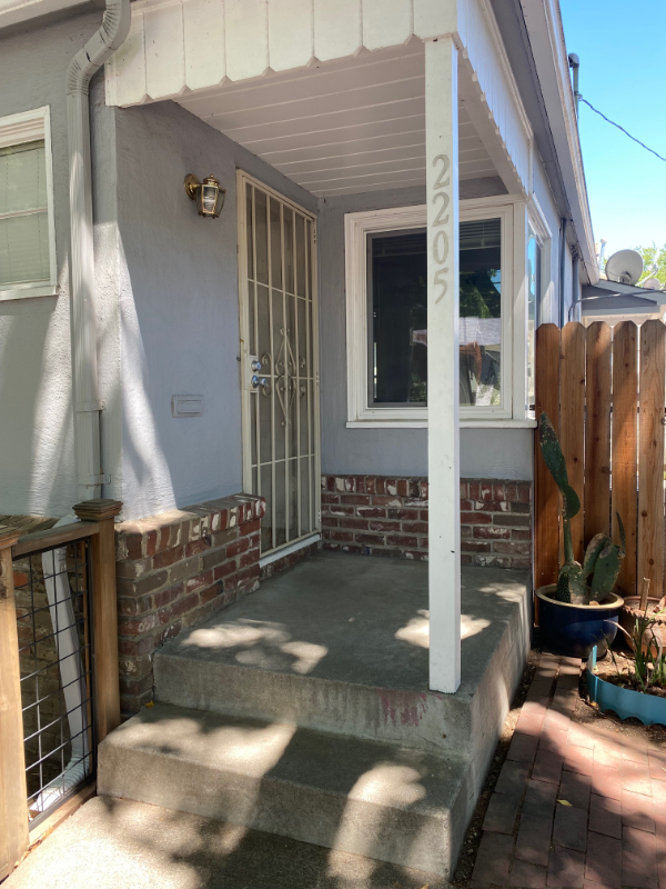 2205 18th St #2205 - Photo 3 of 20