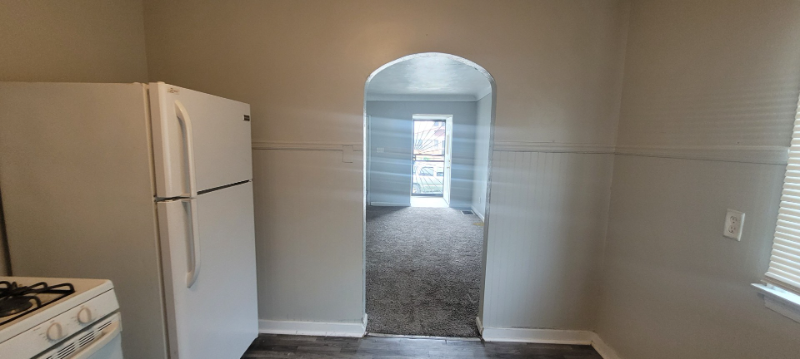 1785 Tecumseh St - Photo 6 of 15